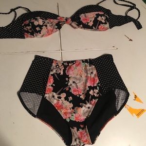 Vintage inspired swimsuit size medium